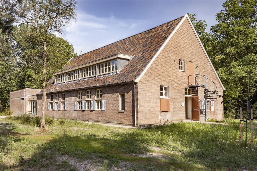 Gebouw 54 Groot Heidekamp Schaarsbergen TAK architecten rijksmonument renovatie herbestemming verduurzaming rijksvastgoedbedrijf