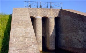 Inundatiesluis Hedikhuizen